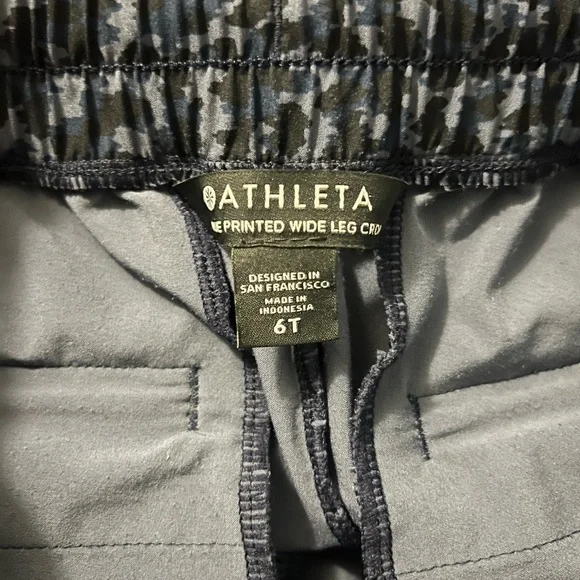 Athleta Avenue Printed Wide Leg Crop Pant, Allure Navy